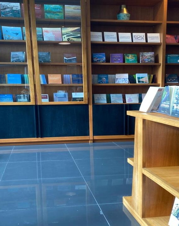 18a27860-f221-43e2-89ba-3dccb1a06e81 (1)